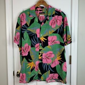 NWT Original Use black/pink/green short sleeved camp shirt size large. Colorful
